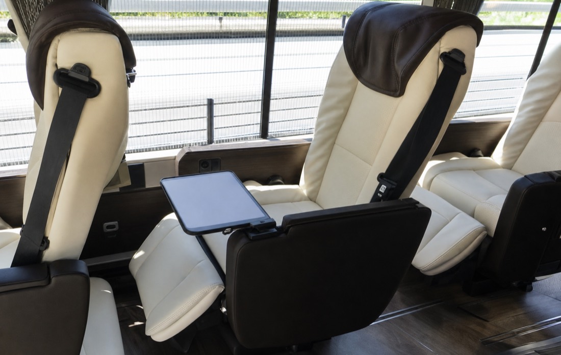 ロイヤルバス 車内（座席）